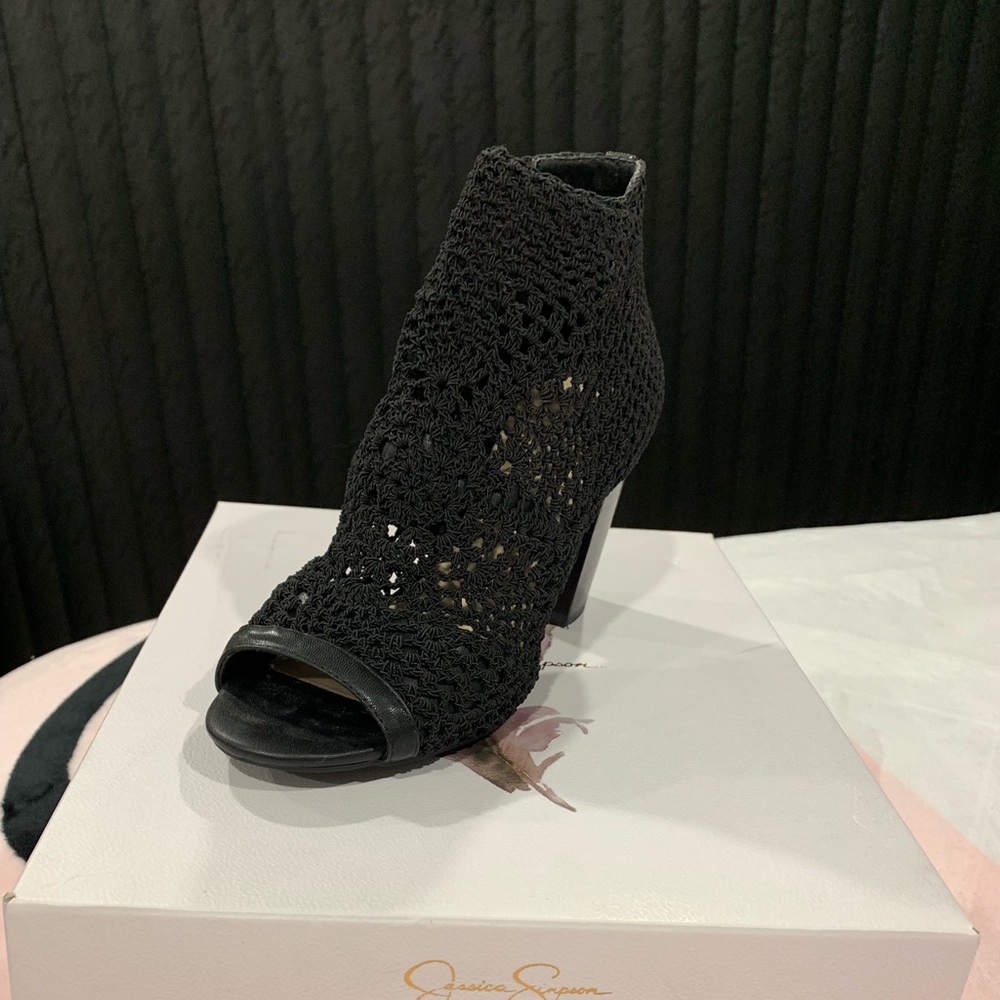 Booties Open Toe - image 2